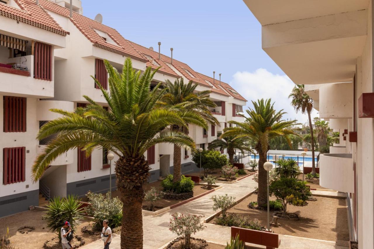 Homeforguest New Modern Apartment With Pool Arona  Zewnętrze zdjęcie